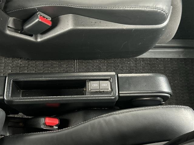 Toyota NOAH 2023 7688857-2