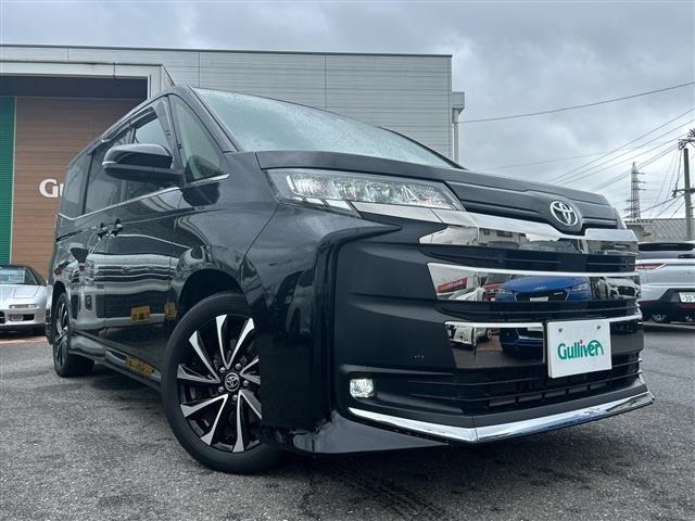 Toyota NOAH 2023 7688857-5