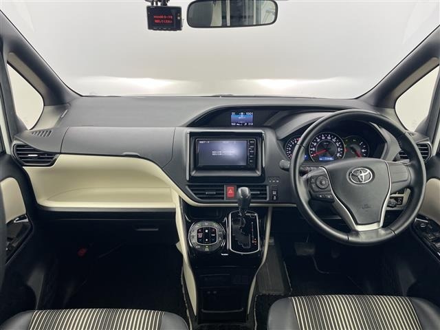 Toyota NOAH 2020 7688858-14
