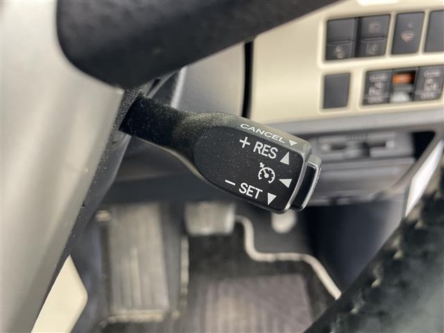 Toyota NOAH 2020 7688858-17