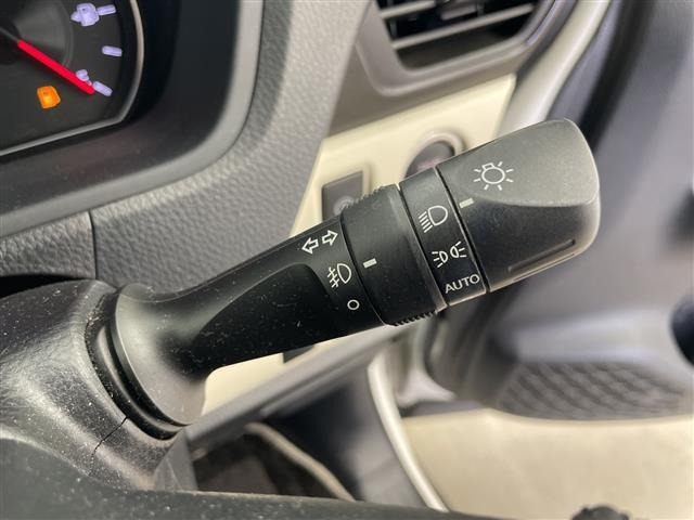 Toyota NOAH 2020 7688858-7