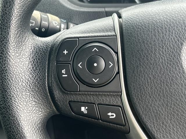 Toyota NOAH 2014 7688859-1