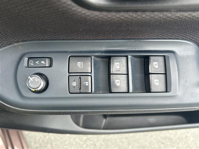 Toyota NOAH 2014 7688859-12