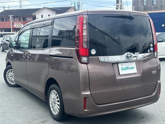 Toyota NOAH 2014 7688859-13