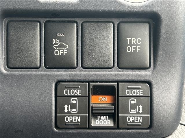 Toyota NOAH 2014 7688859-18
