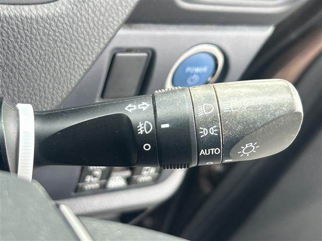 Toyota NOAH 2014 7688859-5