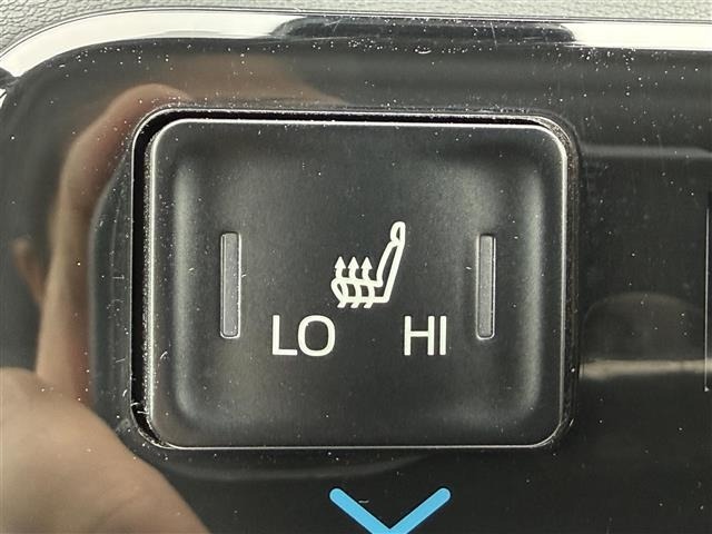 Toyota NOAH 2024 7688860-1