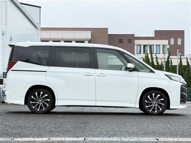 Toyota NOAH 2024 7688860-22