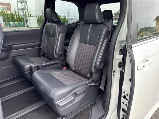 Toyota NOAH 2024 7688860-9