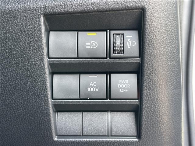 Toyota NOAH 2024 7688861-1