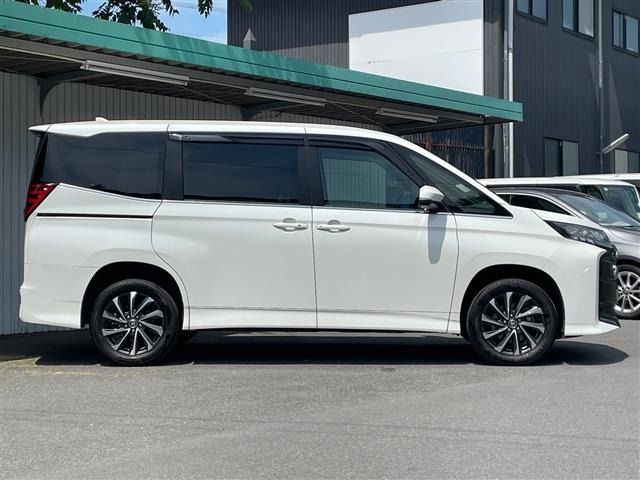 Toyota NOAH 2024 7688861-6