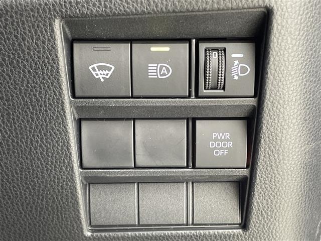 Toyota NOAH 2025 7688863-12
