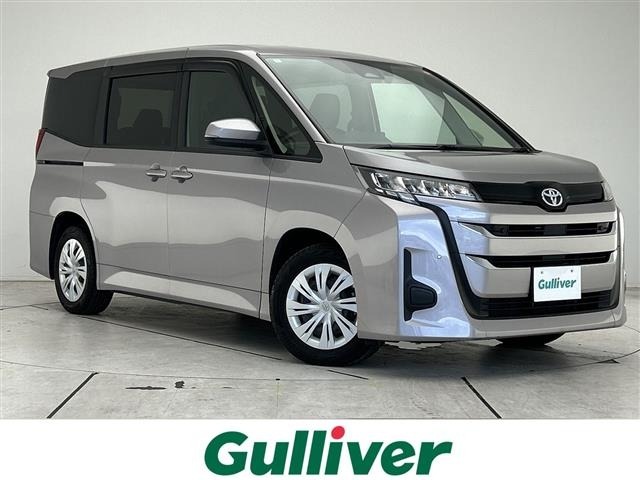 Toyota NOAH 2022 7688867-0