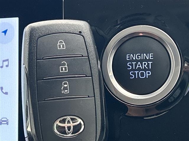 Toyota NOAH 2022 7688867-3