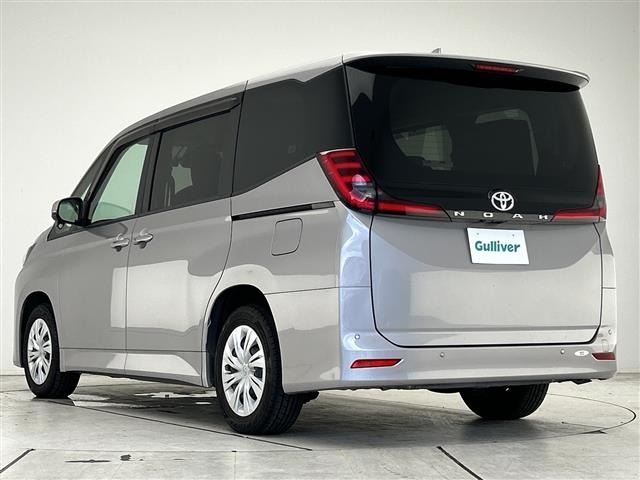 Toyota NOAH 2022 7688867-4