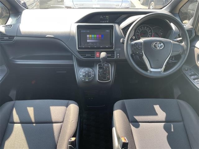 Toyota NOAH 2017 7688868-14