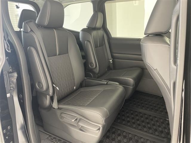 Toyota NOAH 2024 7688870-11