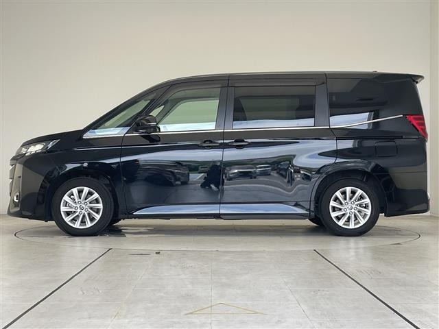 Toyota NOAH 2024 7688870-2