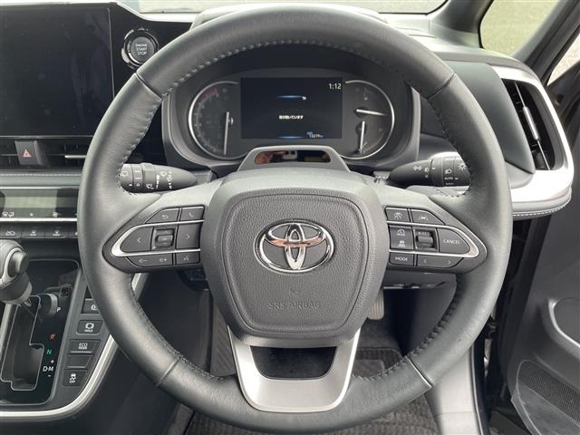 Toyota NOAH 2023 7688871-12