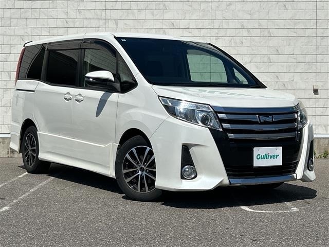 Toyota NOAH 2014 7688873-0