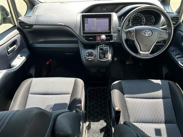Toyota NOAH 2014 7688873-14