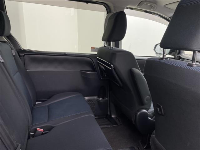 Toyota NOAH 2020 7688874-6
