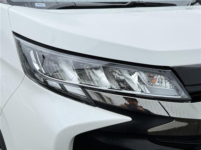 Toyota NOAH 2024 7688875-4