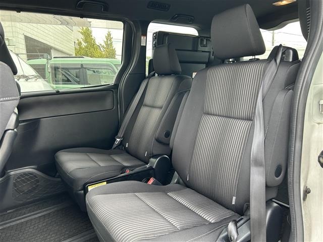 Toyota NOAH 2017 7688877-20