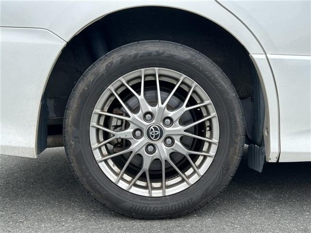 Toyota NOAH 2017 7688877-8