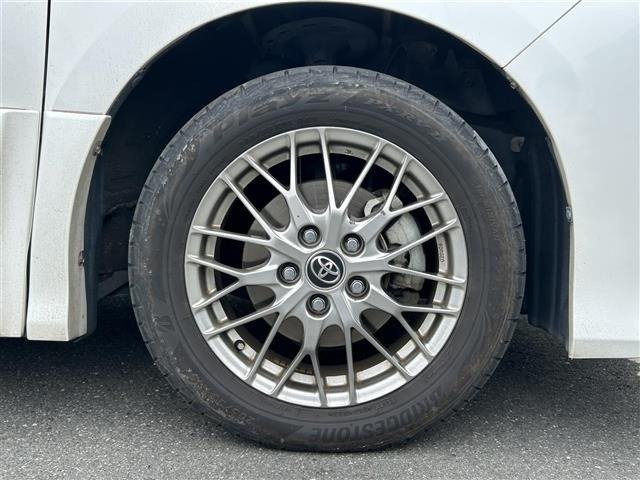 Toyota NOAH 2017 7688877-9
