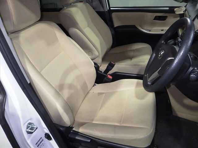 Toyota NOAH 2016 7688883-9