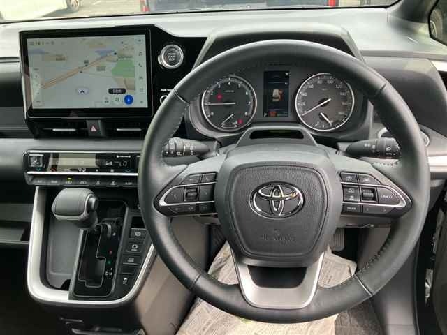 Toyota NOAH 2023 7688884-3