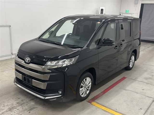 Toyota NOAH 2023 7688884-4