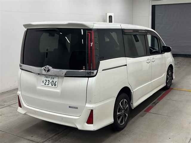 Toyota NOAH 2020 7688888-5