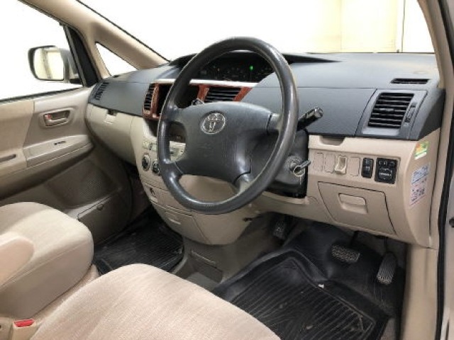 Toyota NOAH 2003 7688889-5