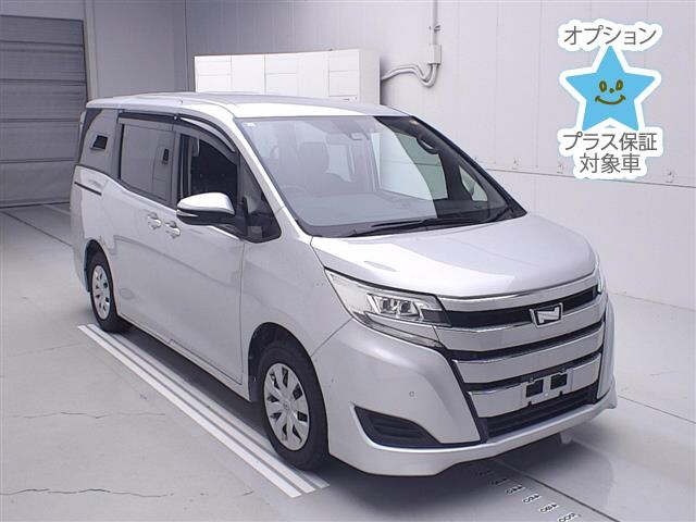 Toyota NOAH 2021 7688900-0