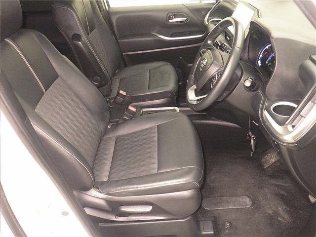 Toyota NOAH 2022 7688916-5