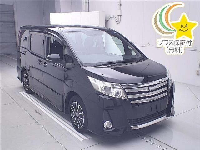 Toyota NOAH 2015 7688918-0
