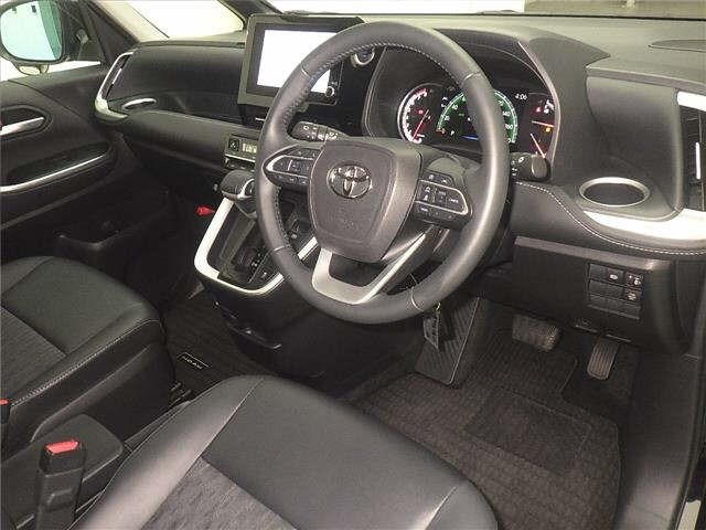 Toyota NOAH 2023 7688919-3
