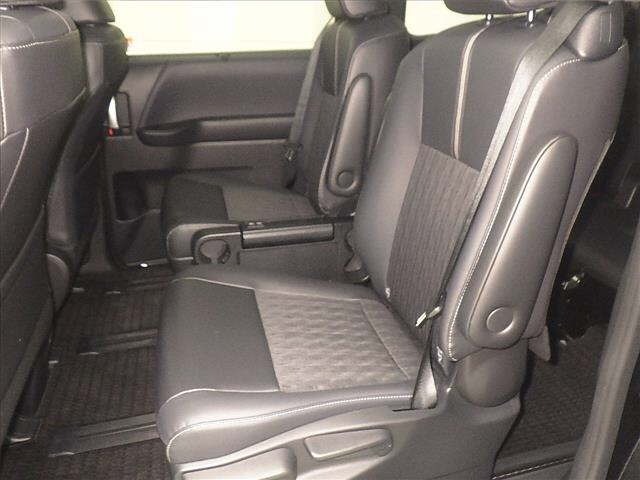 Toyota NOAH 2023 7688919-7