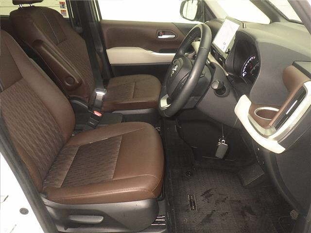 Toyota NOAH 2022 7688923-5