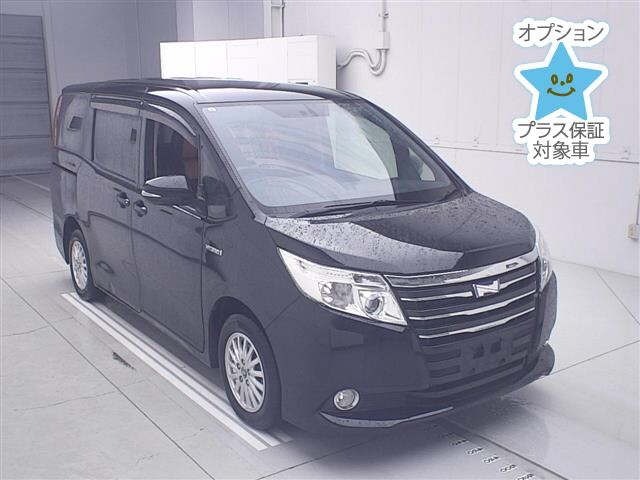 Toyota NOAH 2014 7688924-0