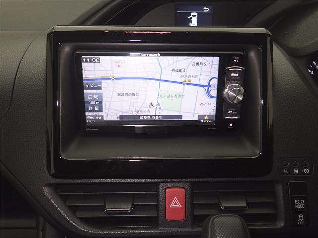 Toyota NOAH 2017 7688926-6