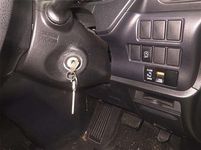Toyota NOAH 2017 7688926-8