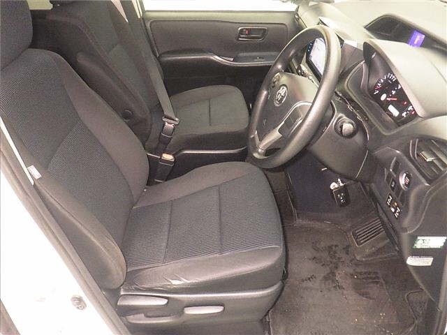 Toyota NOAH 2015 7688927-5