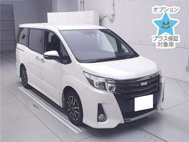 Toyota NOAH 2017 7688930-0