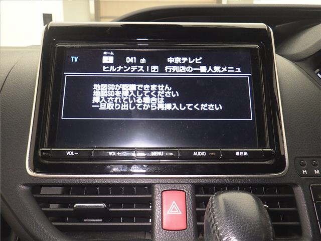 Toyota NOAH 2017 7688930-6
