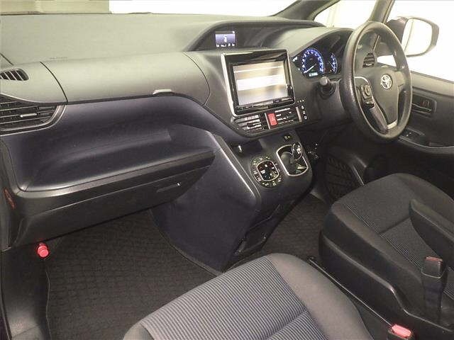 Toyota NOAH 2014 7688932-4