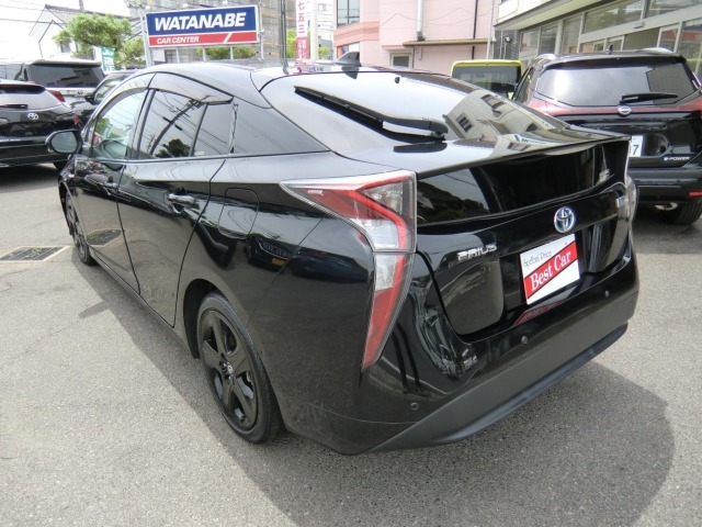 Toyota PRIUS 2017 7687640-10