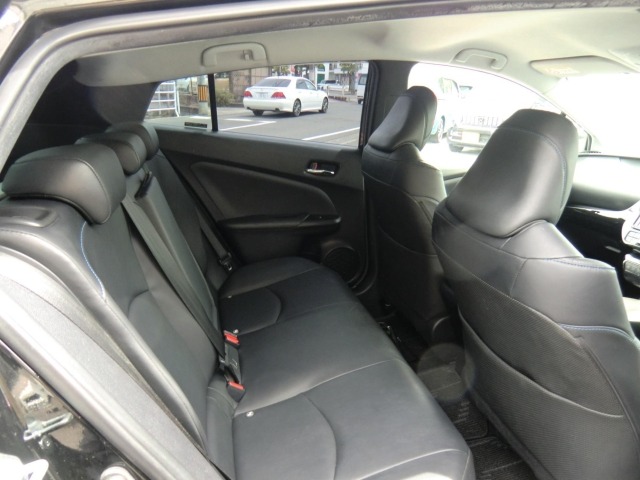 Toyota PRIUS 2017 7687640-13
